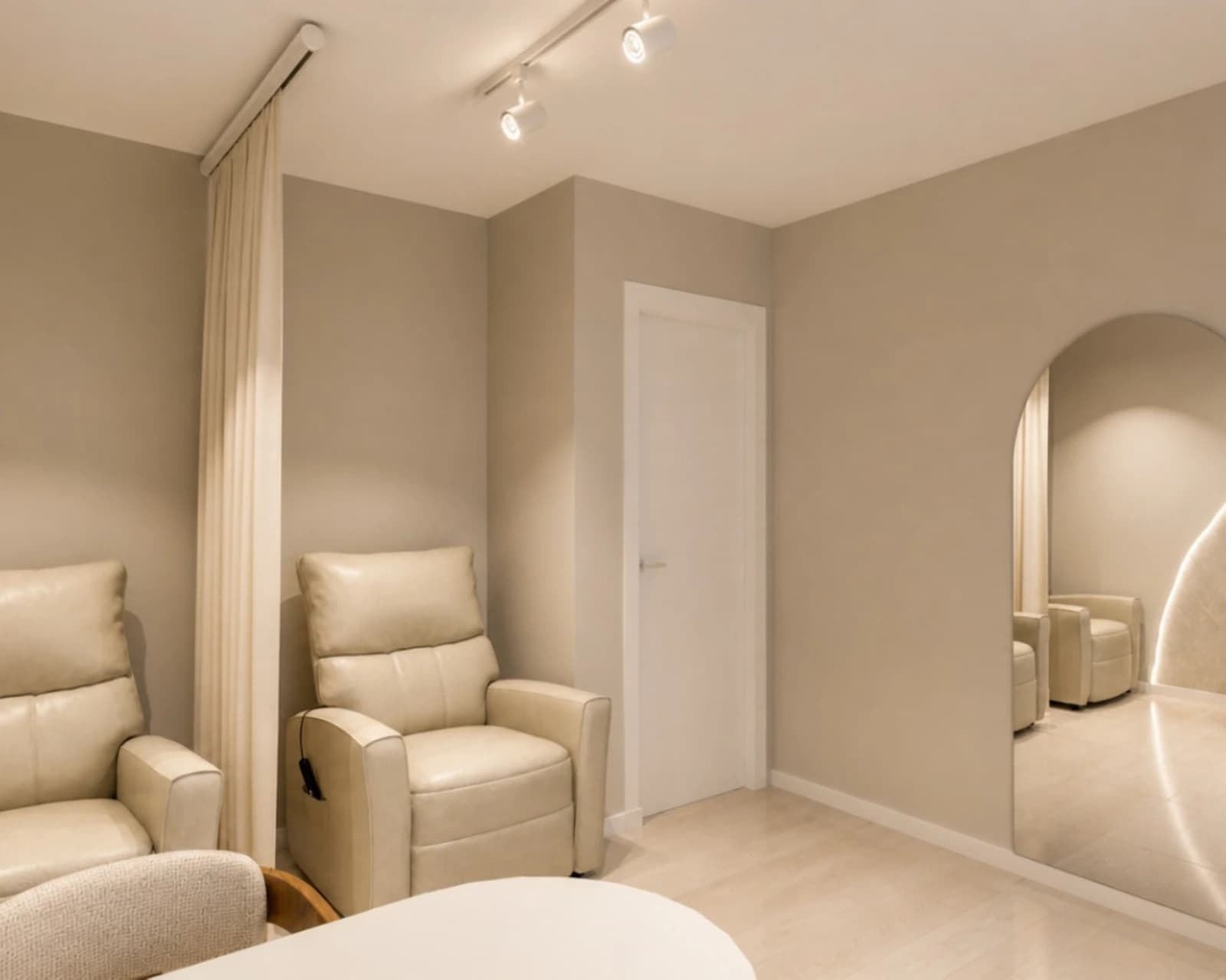 Render de la sala de espera de Bienesther con recepción, bancos y circulación principal.